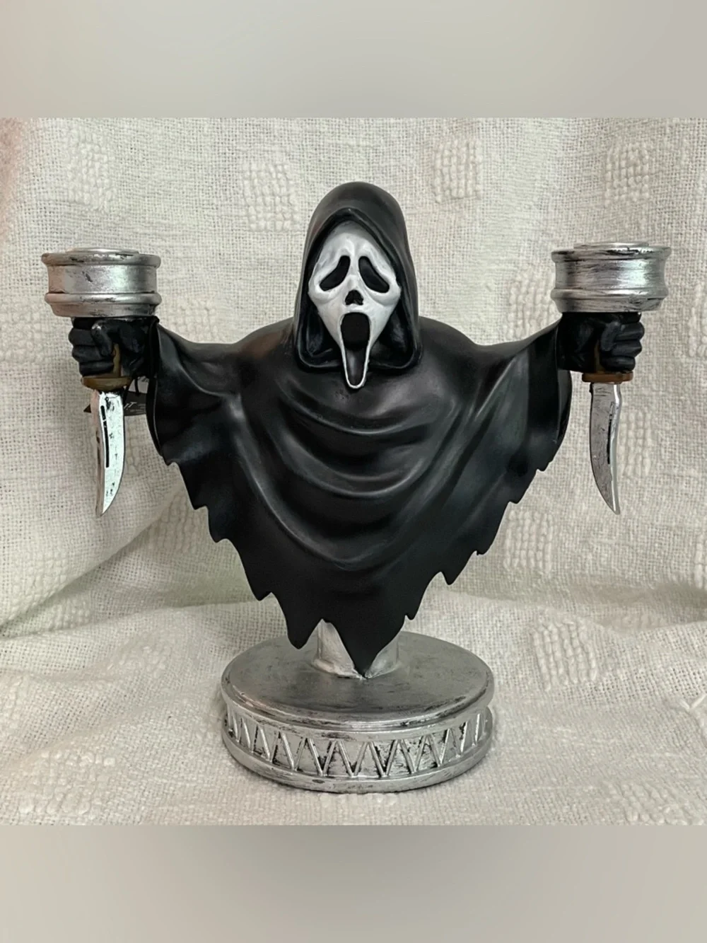 Scream / Ghostface‎ Candelabra from Spirit Halloween